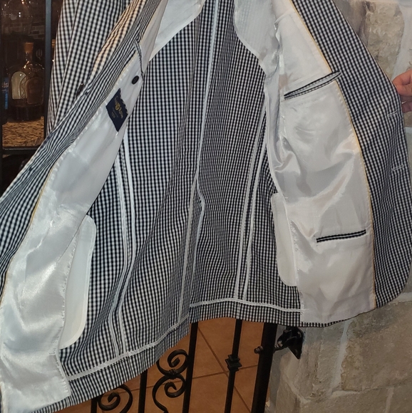 SOLD - Club Room Blazer Suit Jacket - Picture 5 of 8